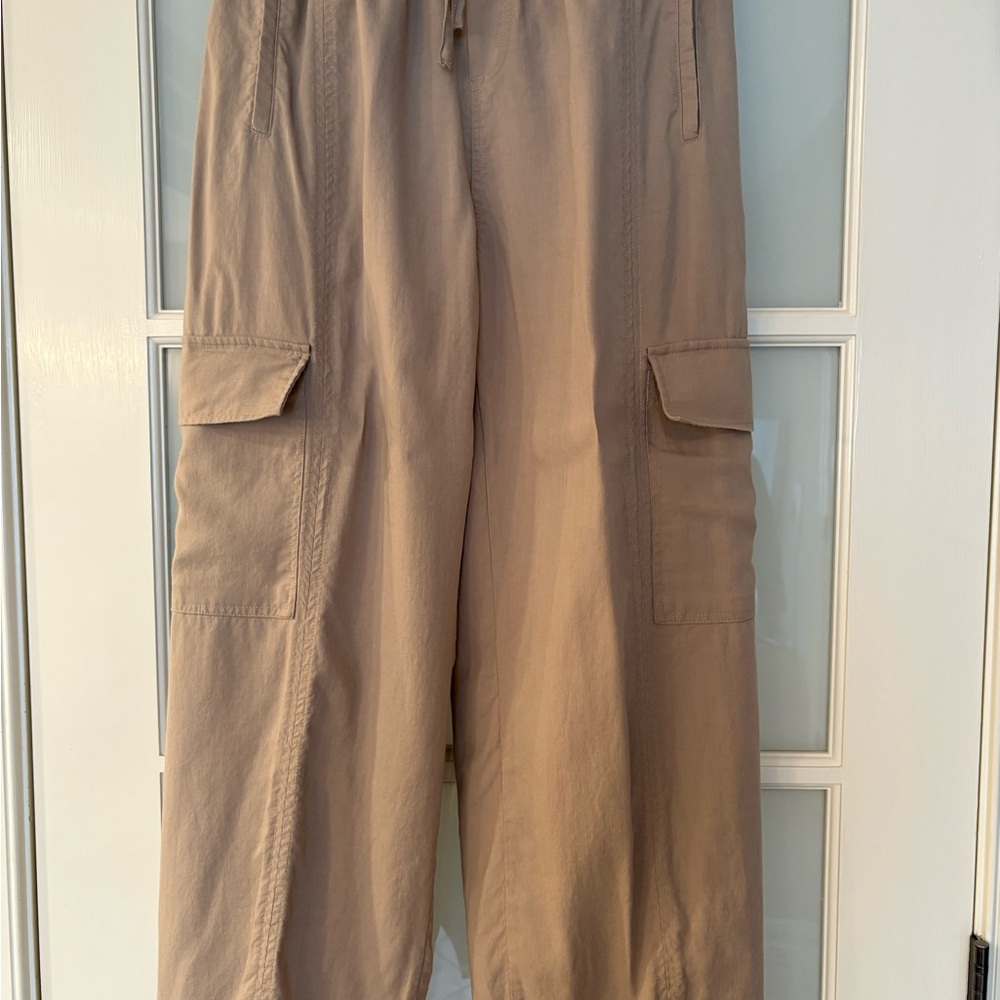 Splendid Tan Kamryn Pants size S. In excellent condition - Picture 3 of 9